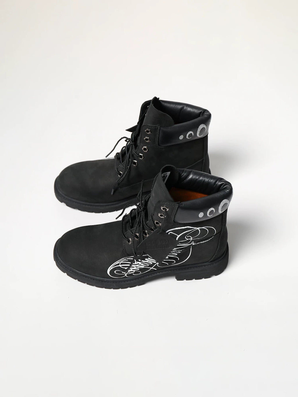 Royal Calligraphy Boot - Private property 