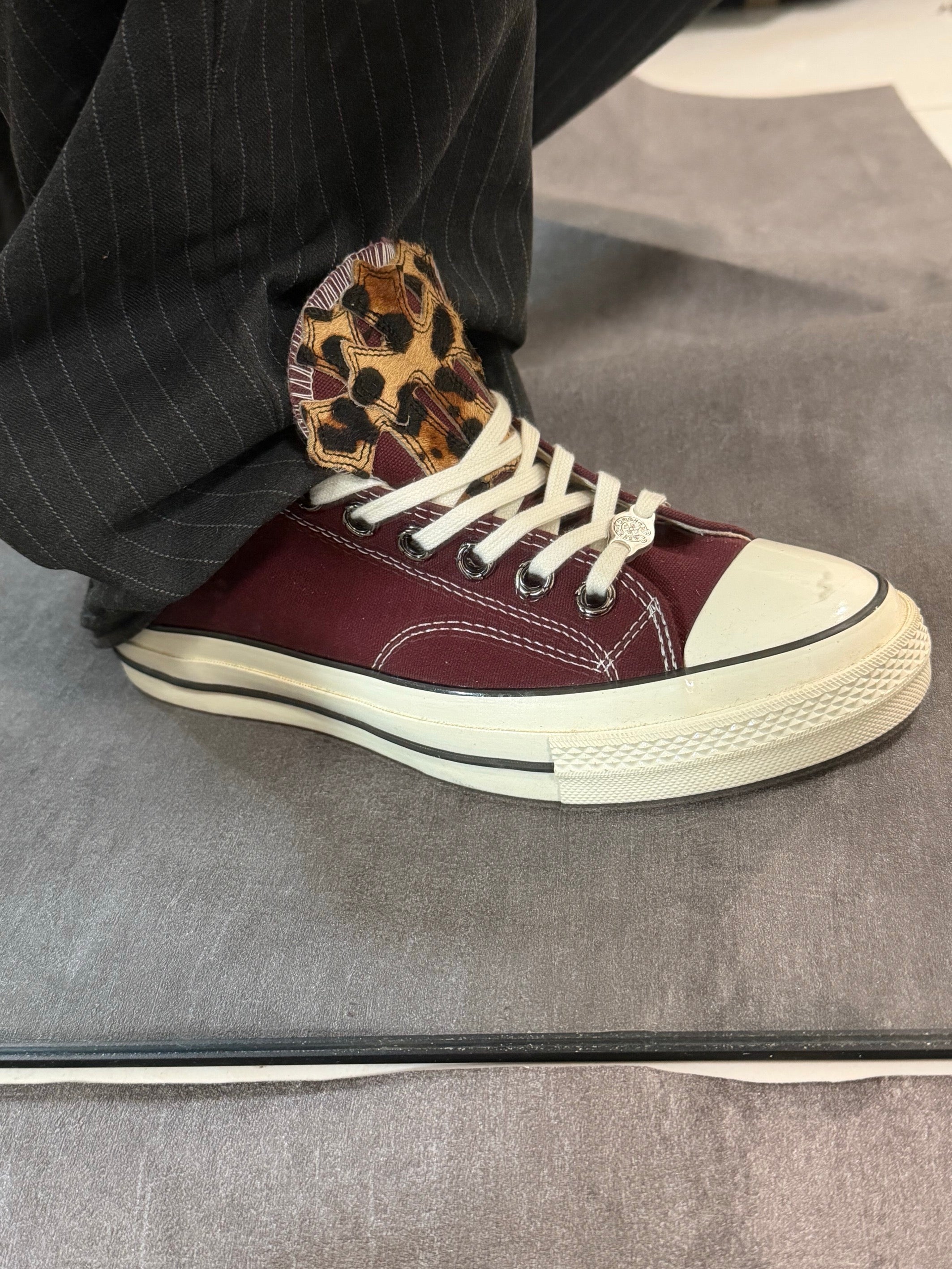 Velour Tongue High