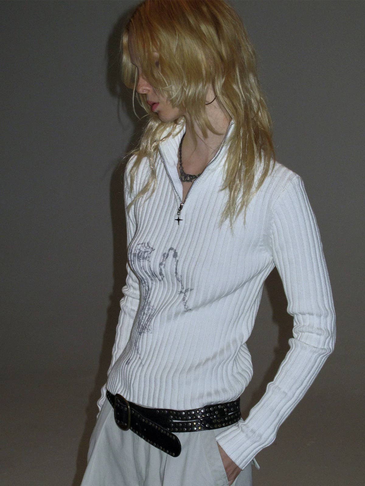 ac studio scarf