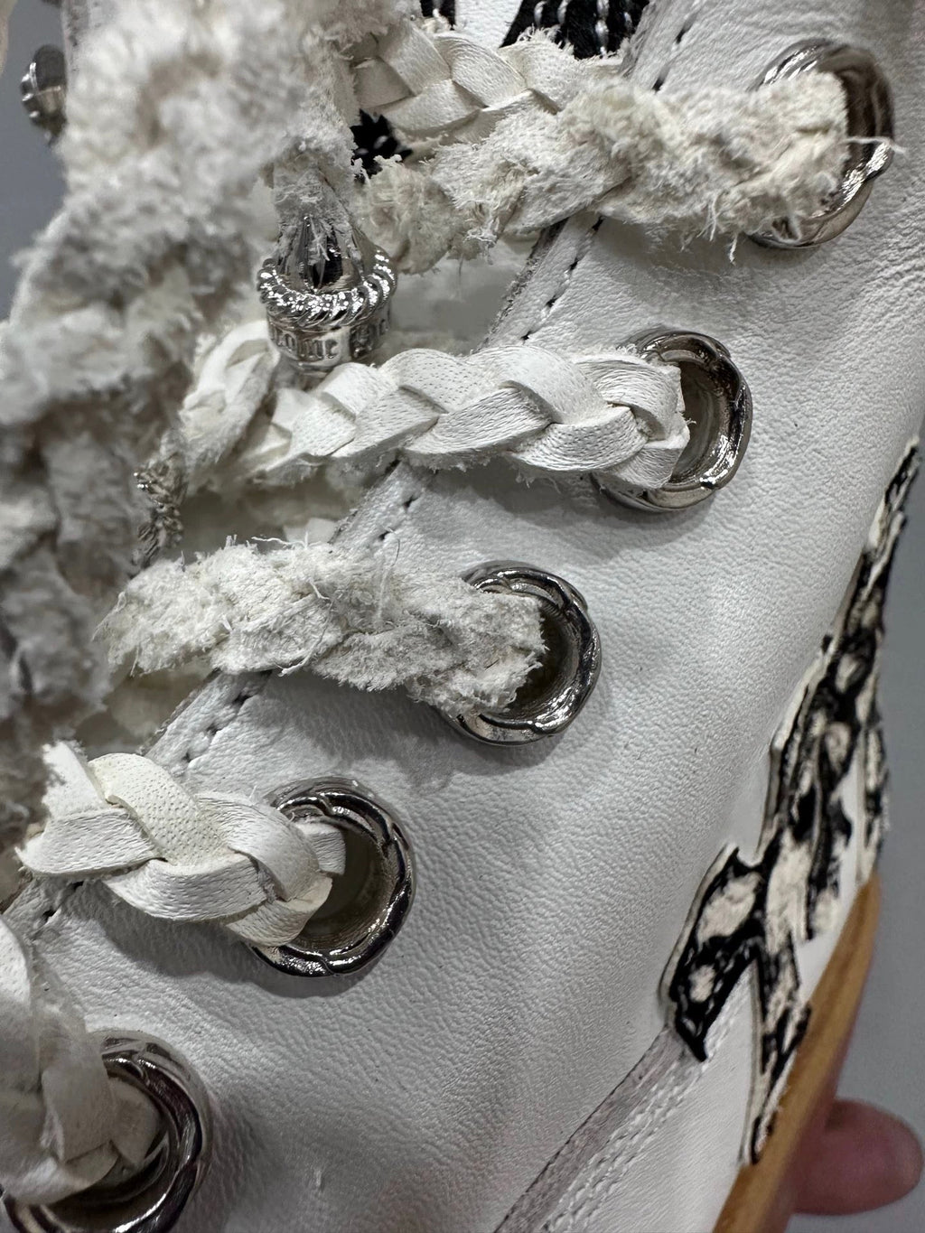 Snow leopard chrome   boots - Private property 