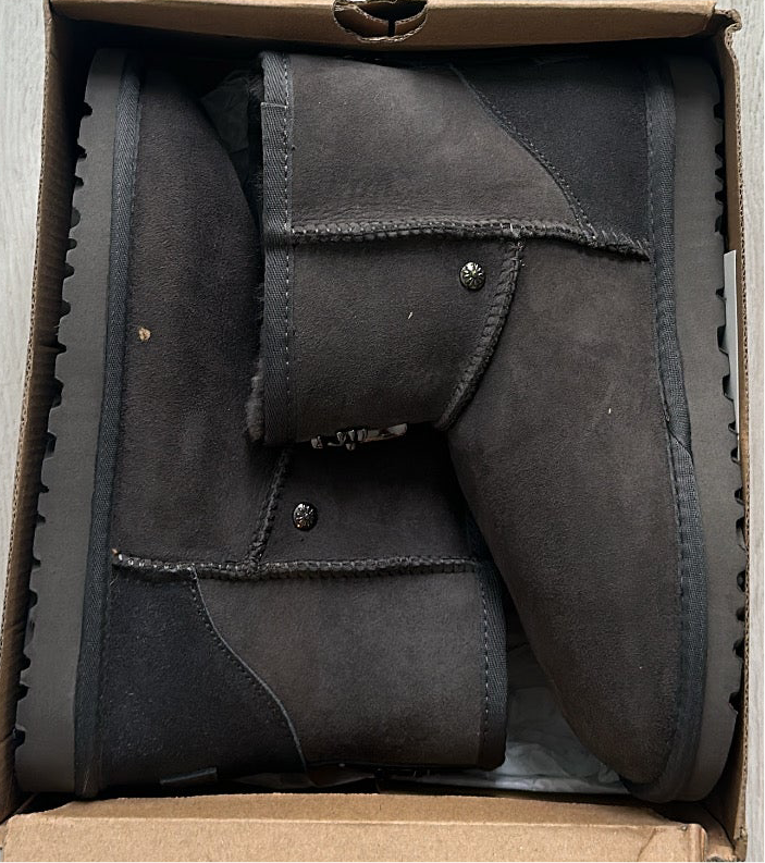 Chrome hearts Uggs - Private property 