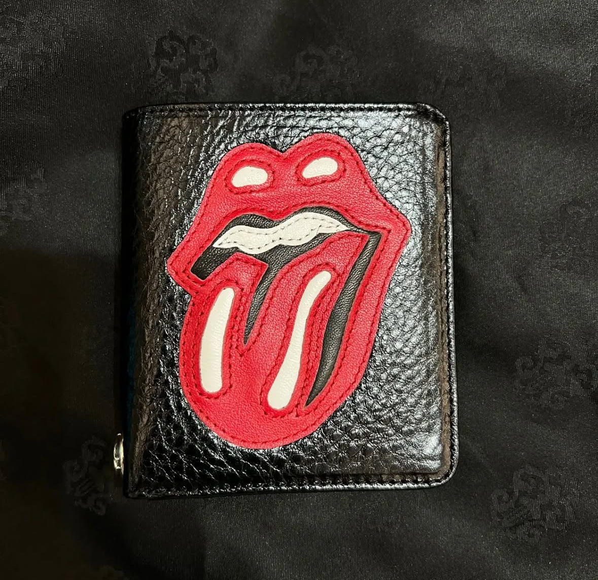 Chrome hearts rolling stone lip wallet bag