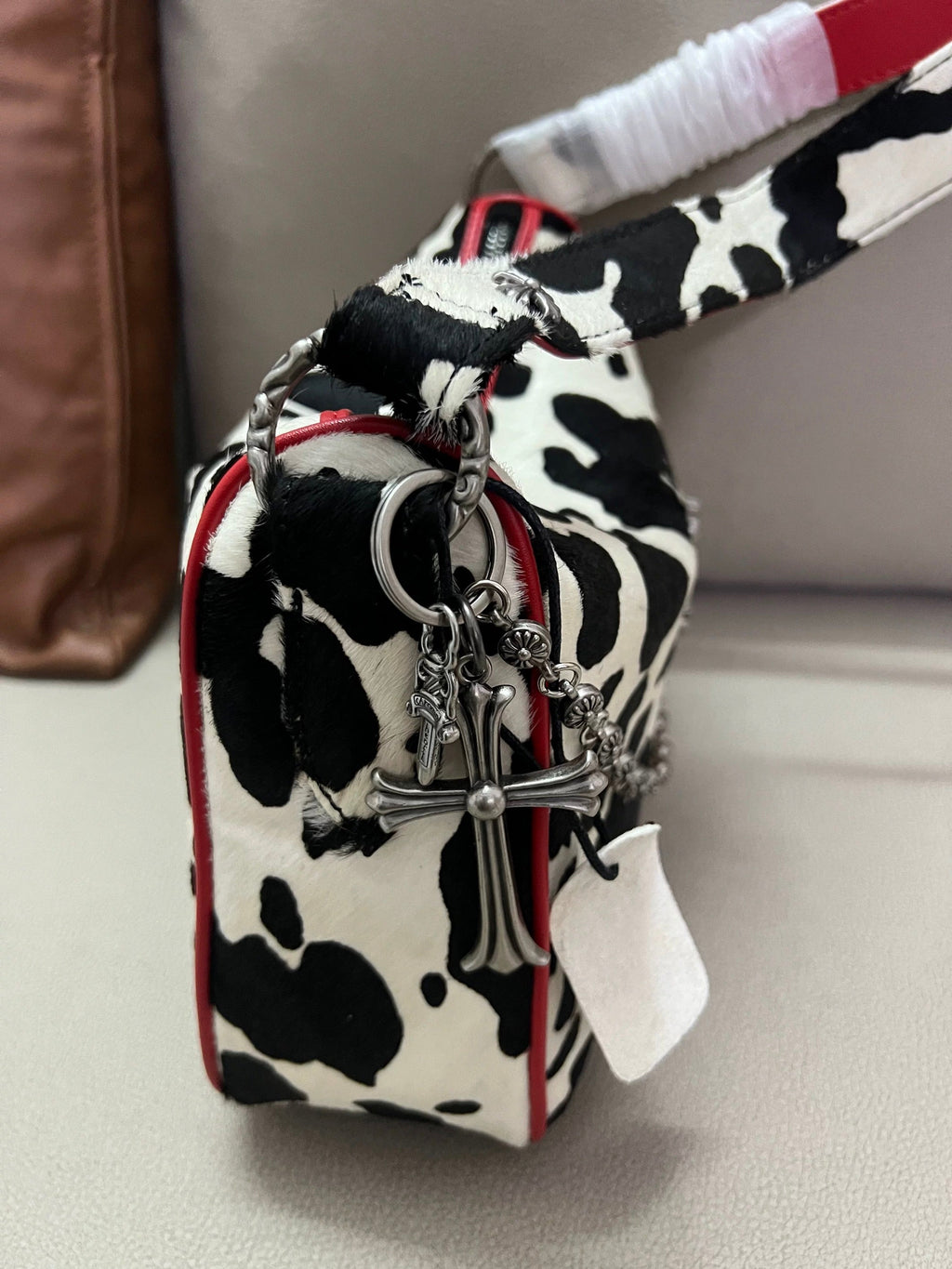 chrome cowhide bag - Private property 