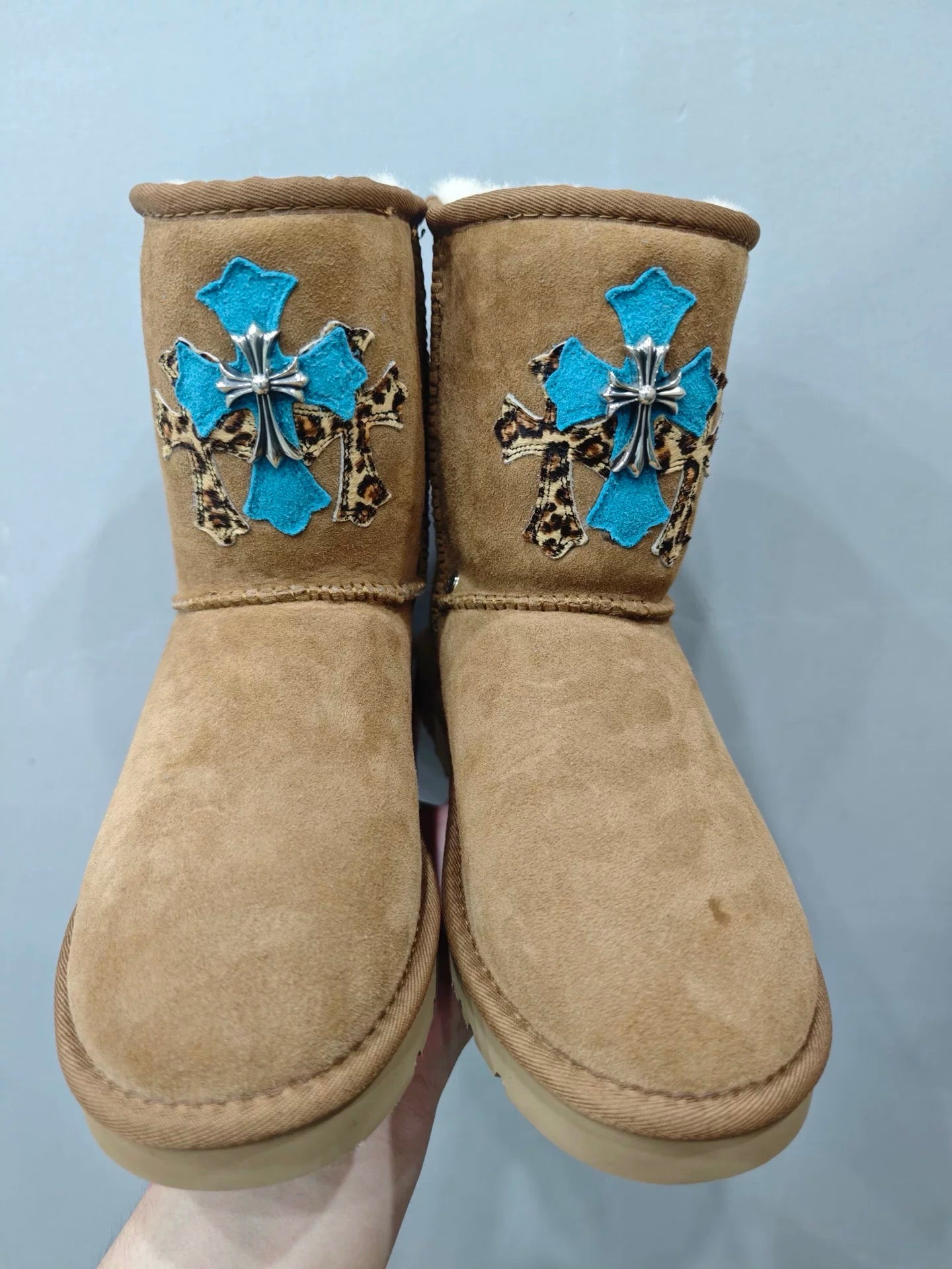Chrome blue sterling leopard Uggs - Private property 