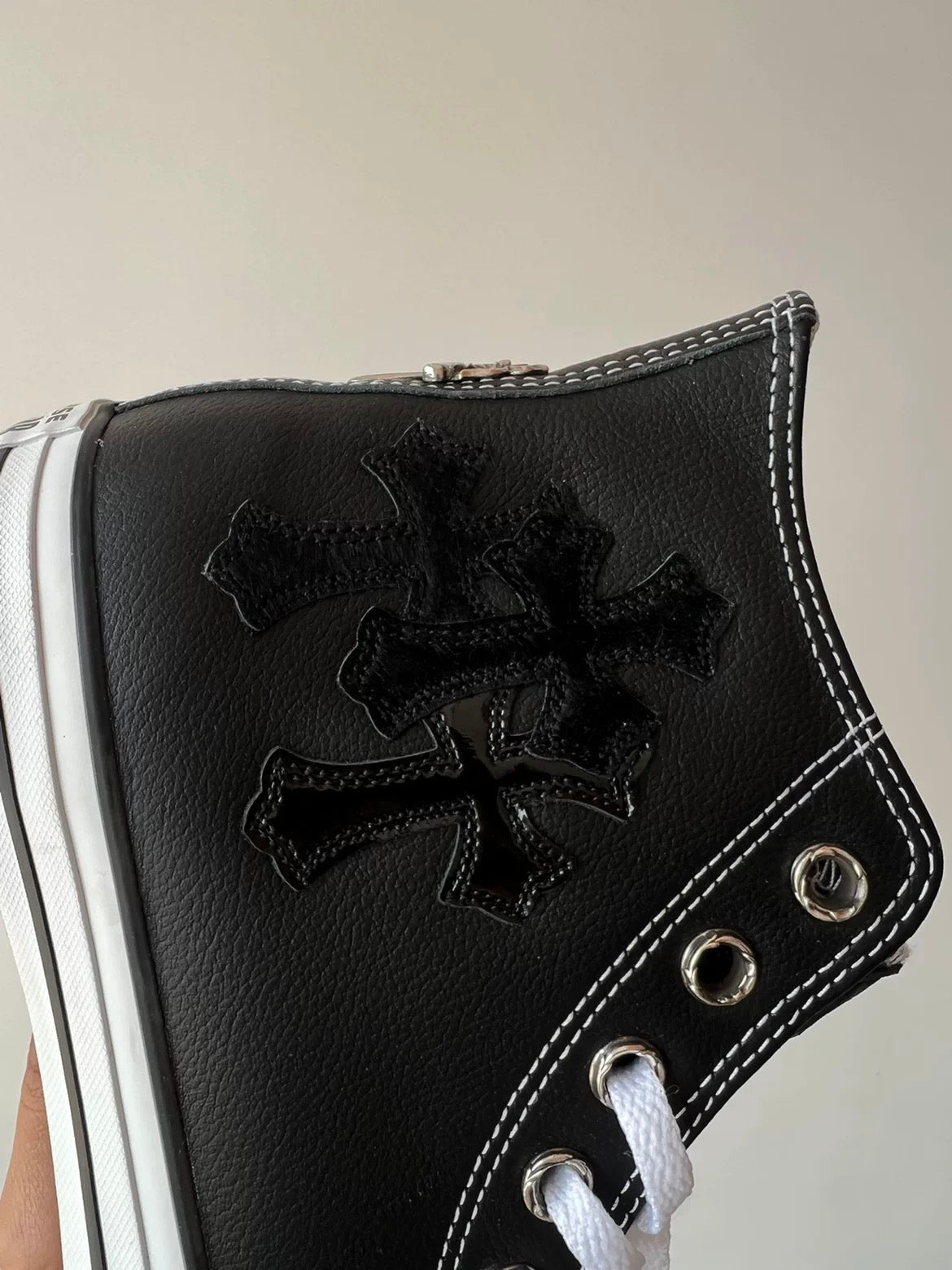 Archive Cross chucks - Private property 