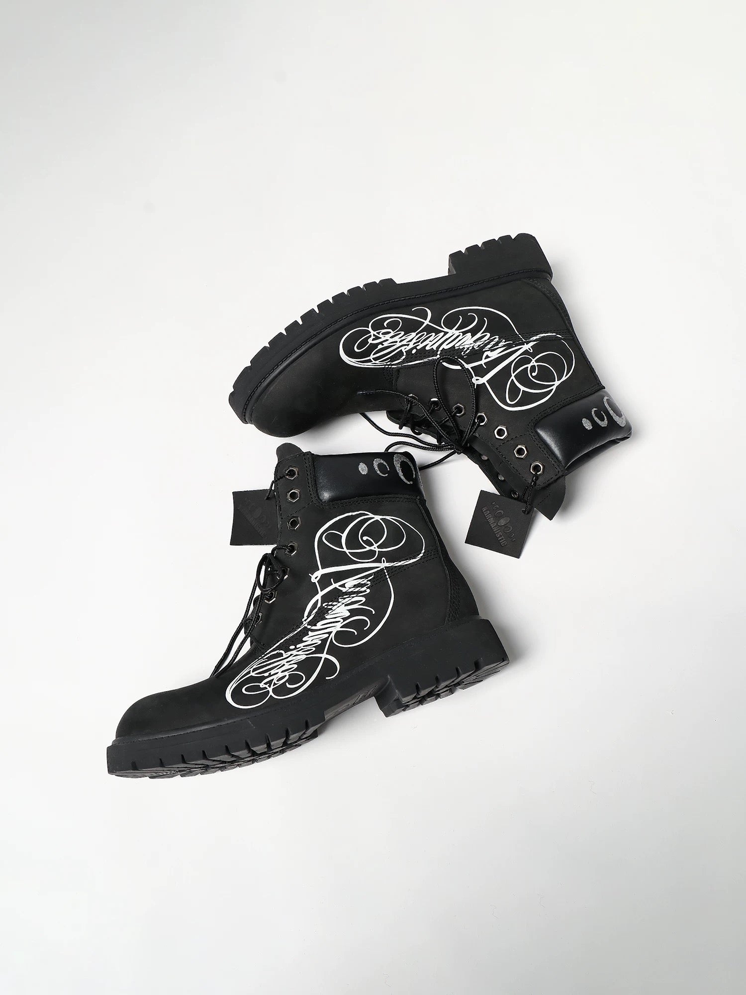 Royal Calligraphy Boot - Private property 