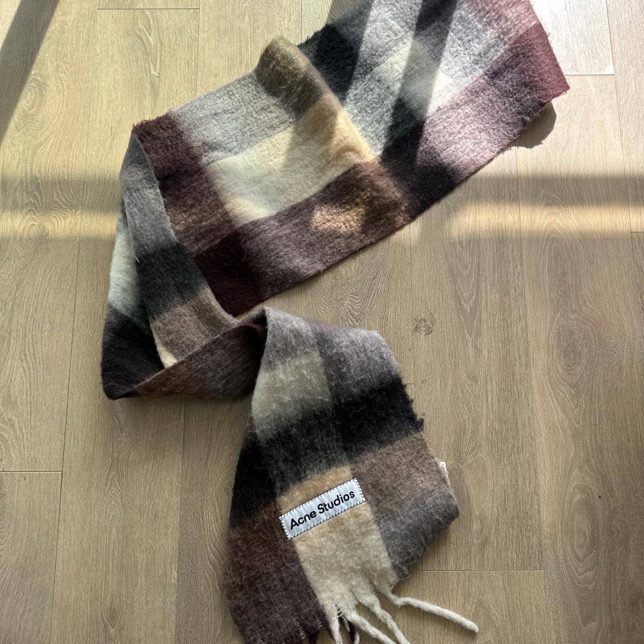 Acne studio 3rd print denim