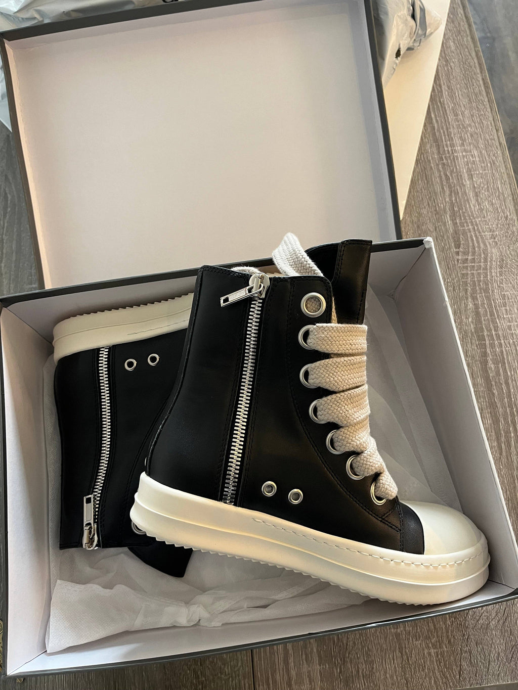 Archive ramones high tops jumbo laces