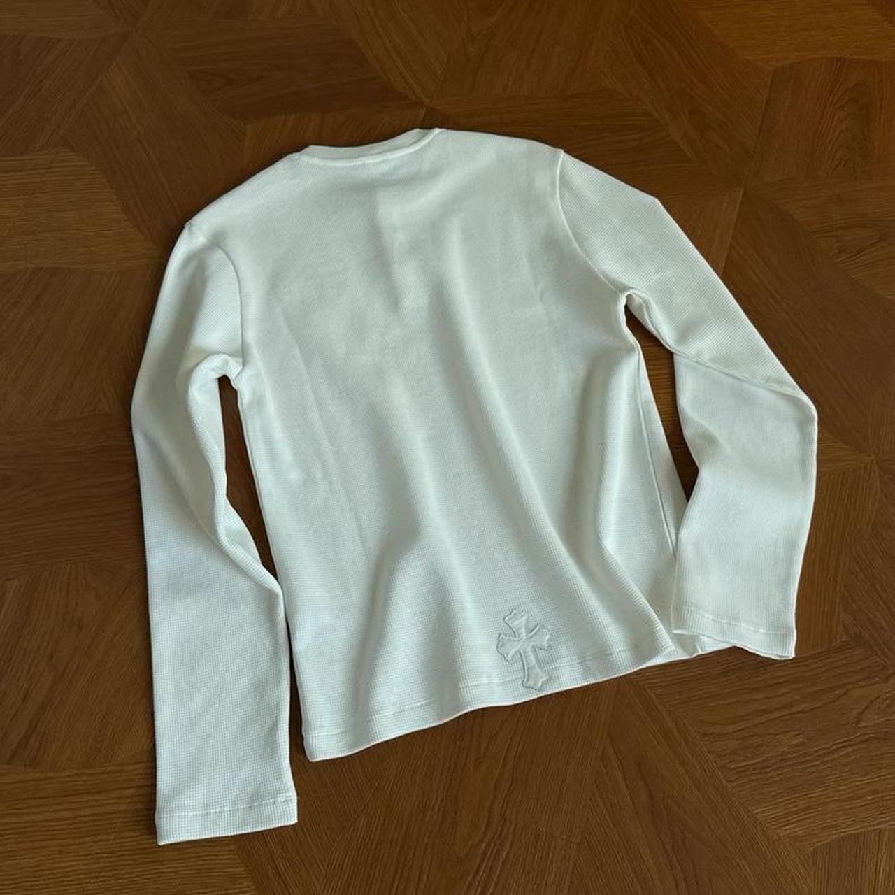 White and silver long sleeve shirt - Private property 